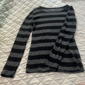 GAP long sleeve